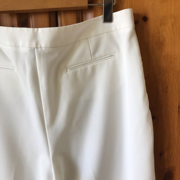 Anne Klein size 10 white capri dress pants - Picture 3 of 9